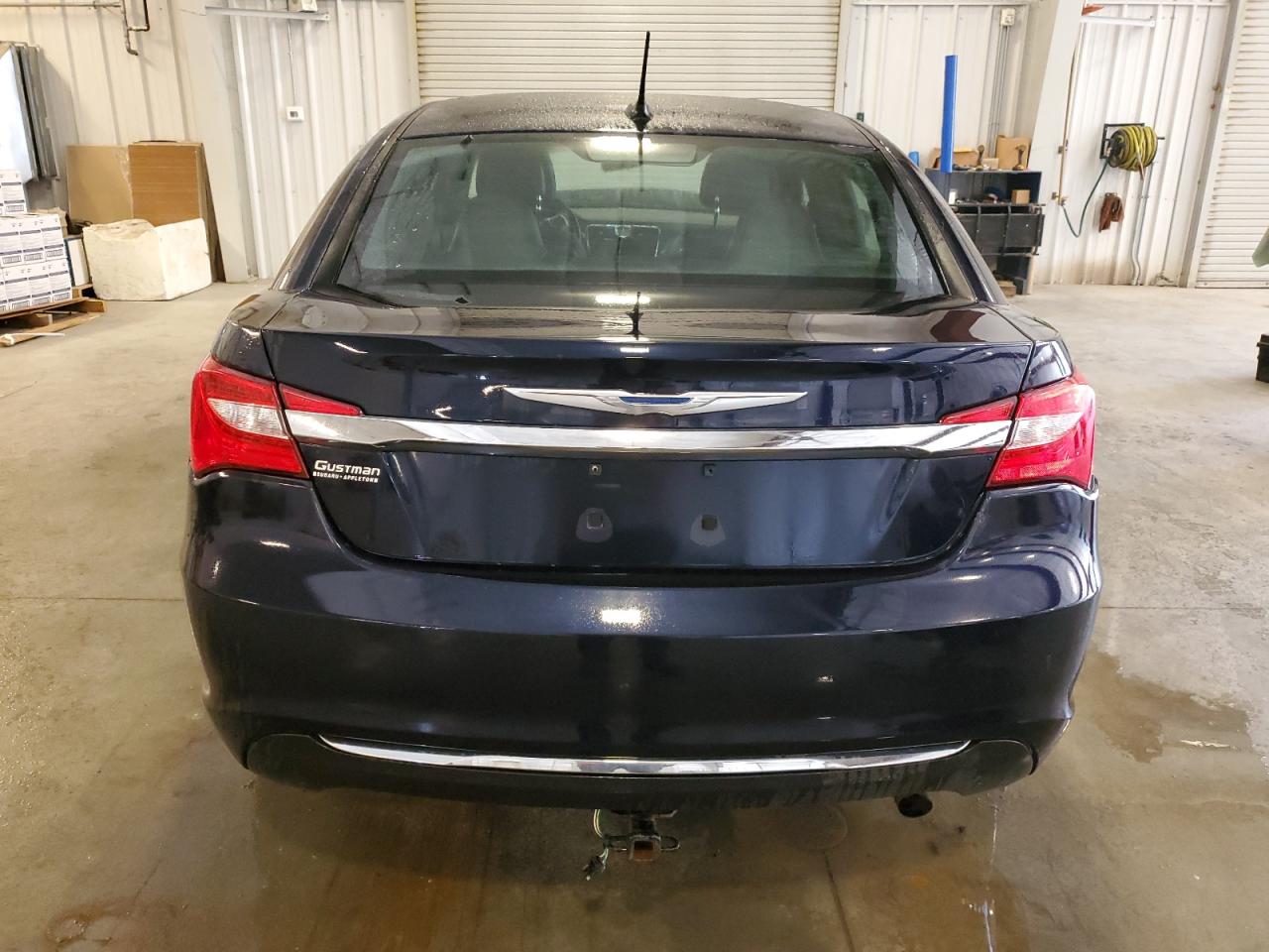 2012 Chrysler 200 Limited VIN: 1C3CCBCBXCN330155 Lot: 58127405