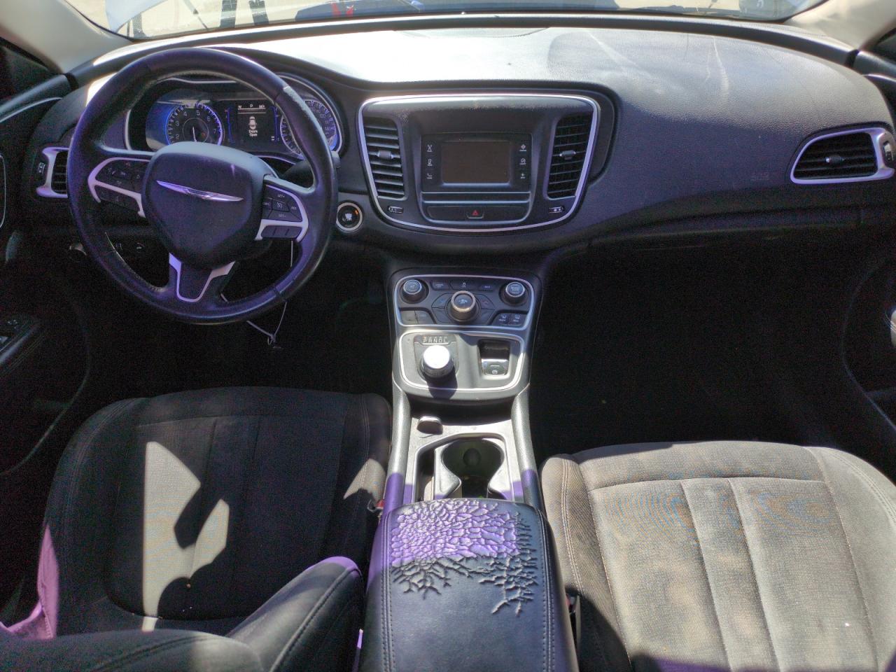 2015 Chrysler 200 Limited VIN: 1C3CCCAB4FN660631 Lot: 57184875