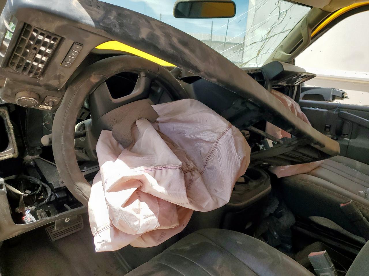 2023 GMC Savana Cutaway G3500 VIN: 7GZ37TC74PN003678 Lot: 57085885