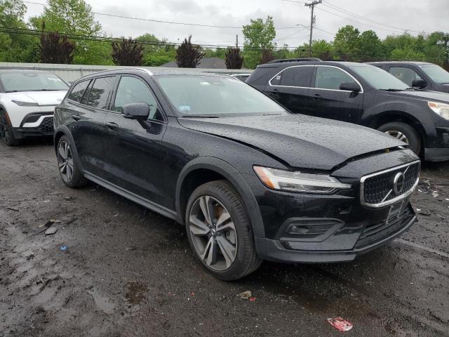  VOLVO V60 2024 Black