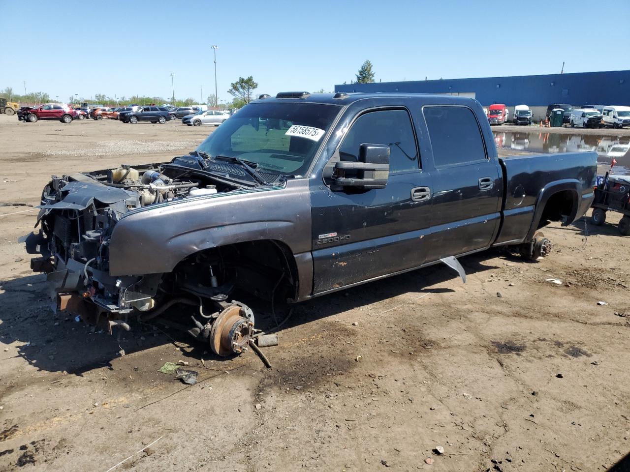 2003 Chevrolet Silverado K2500 Heavy Duty for Sale in Woodhaven, MI - Stripped