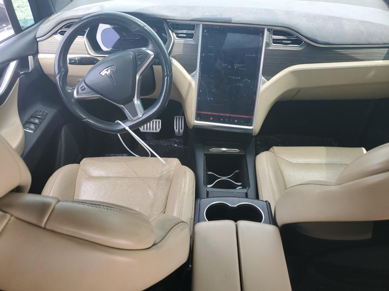 2016 Tesla Model X VIN: 5YJXCBE46GF003784 Lot: 56882945