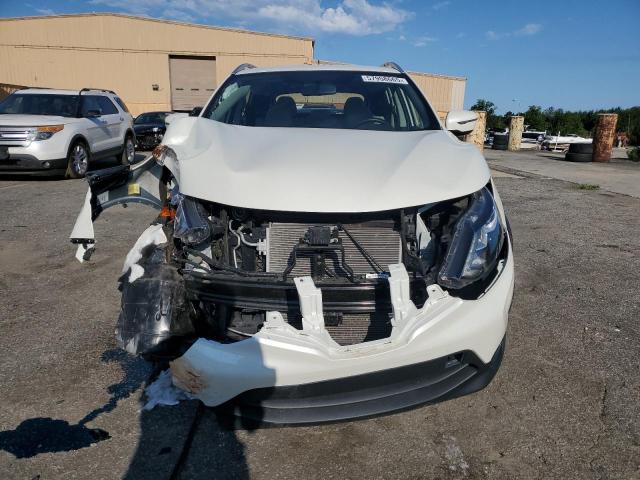  NISSAN ROGUE 2018 Белы