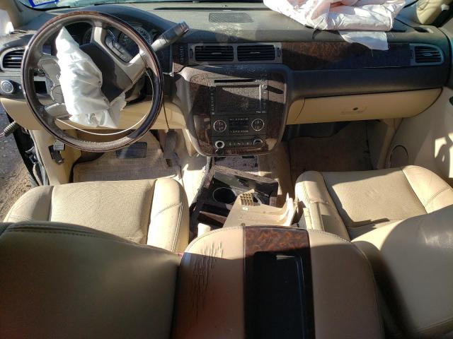 Parquets GMC YUKON 2013 Czarny