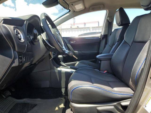  TOYOTA COROLLA 2017 Серебристый