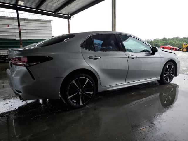  TOYOTA CAMRY 2018 Серебристый