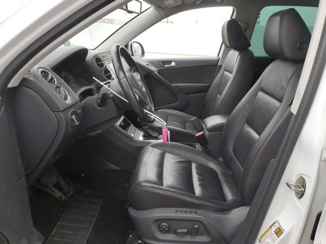  VOLKSWAGEN TIGUAN 2016 Белый