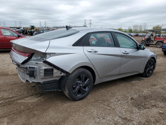  HYUNDAI ELANTRA 2022 Серебристый