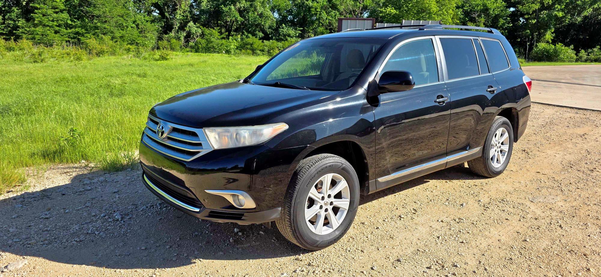 Parquets TOYOTA HIGHLANDER 2012 Czarny