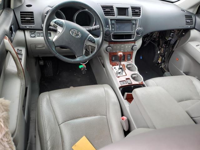 TOYOTA HIGHLANDER 2013 Szary