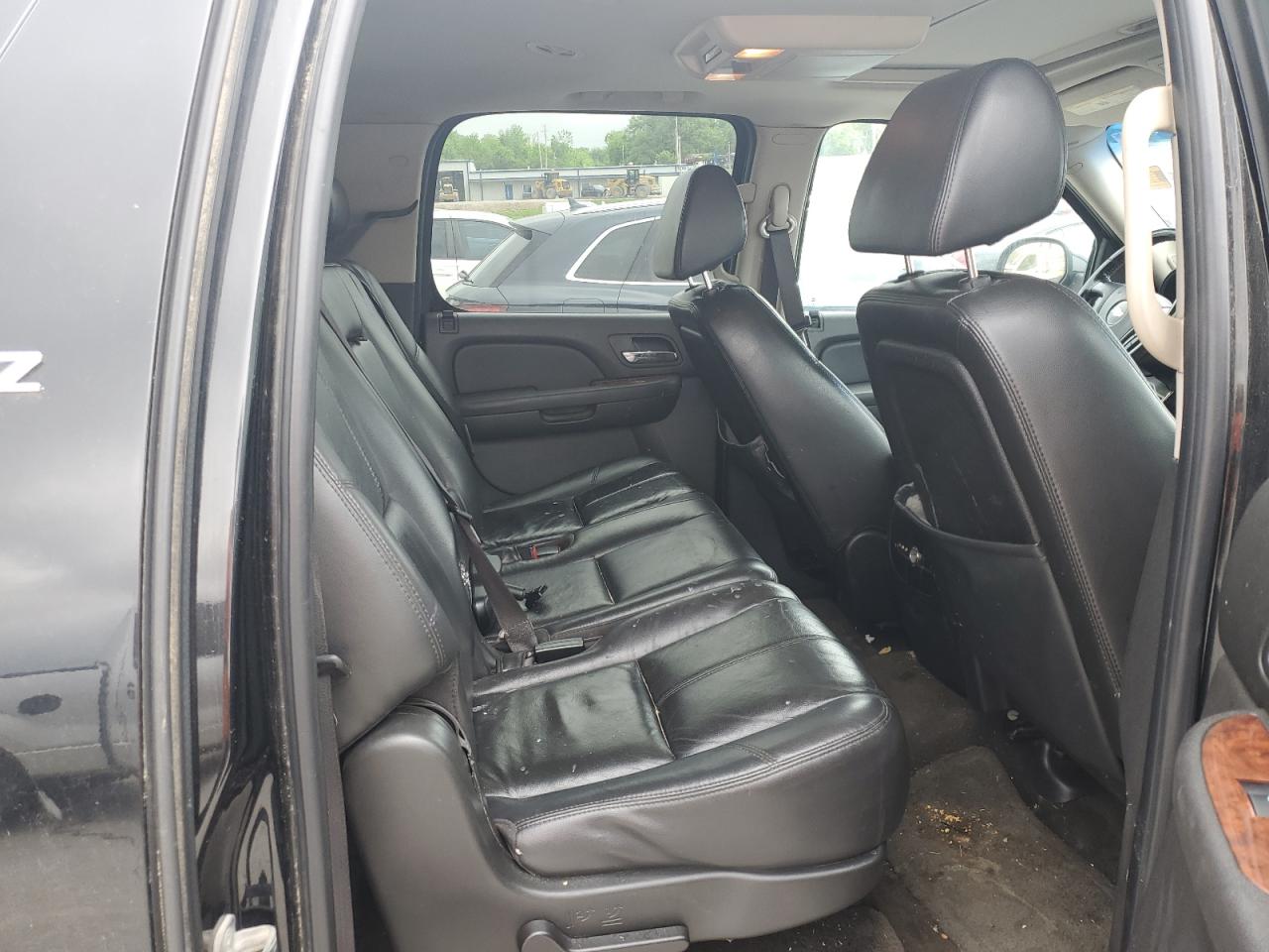 2007 Chevrolet Suburban K1500 VIN: 3GNFK16327G295059 Lot: 56594335