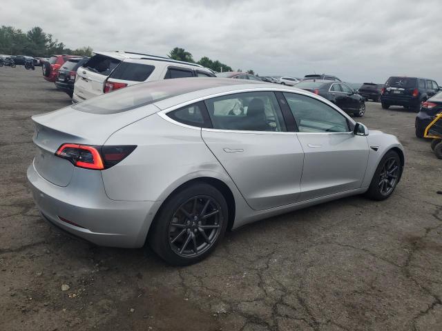  TESLA MODEL 3 2018 Silver