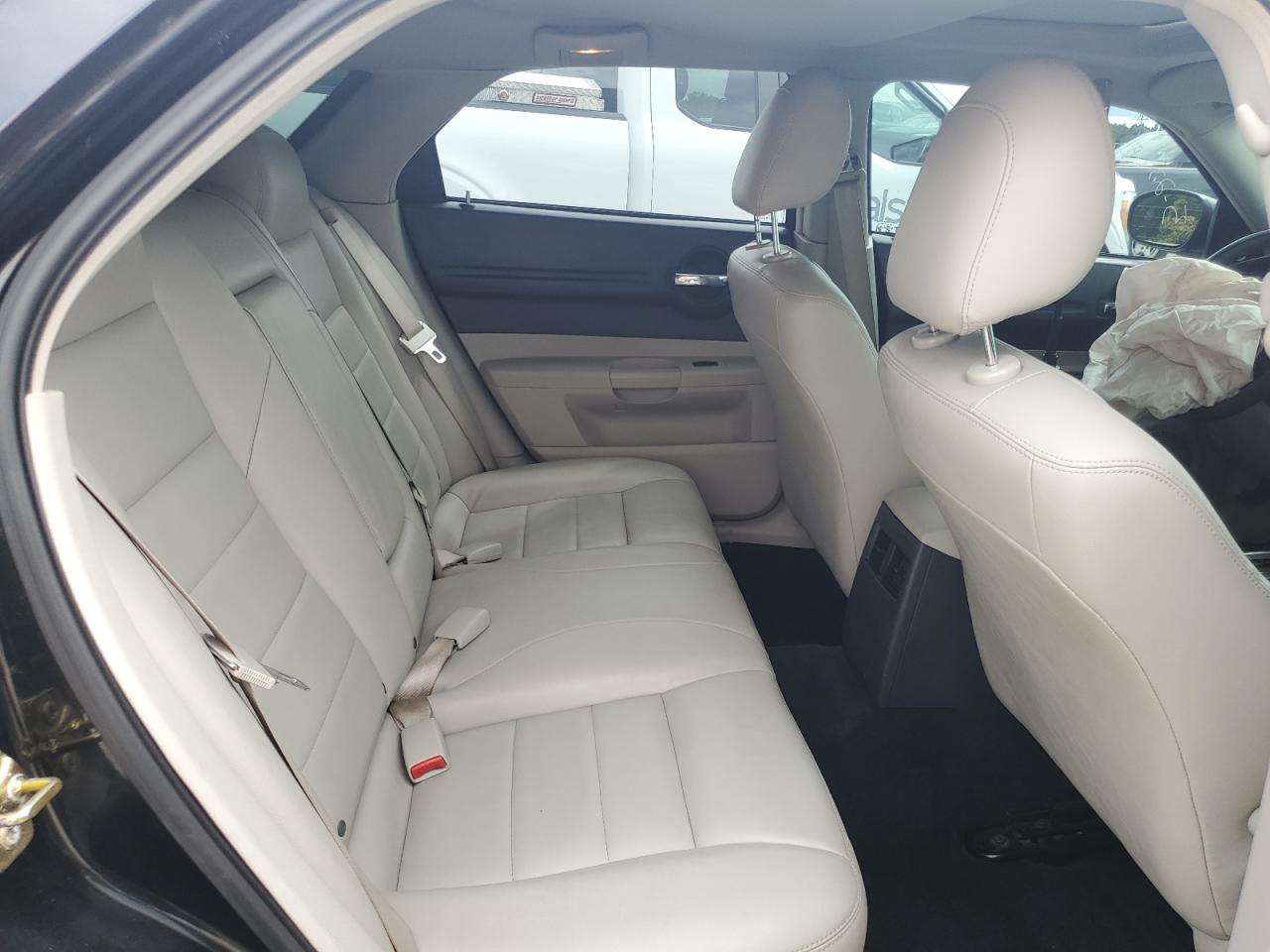 2005 Dodge Magnum R/T VIN: 2D4GV58275H654499 Lot: 58517005