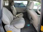 2011 Toyota Sienna Xle продається в Louisville, KY - Front End