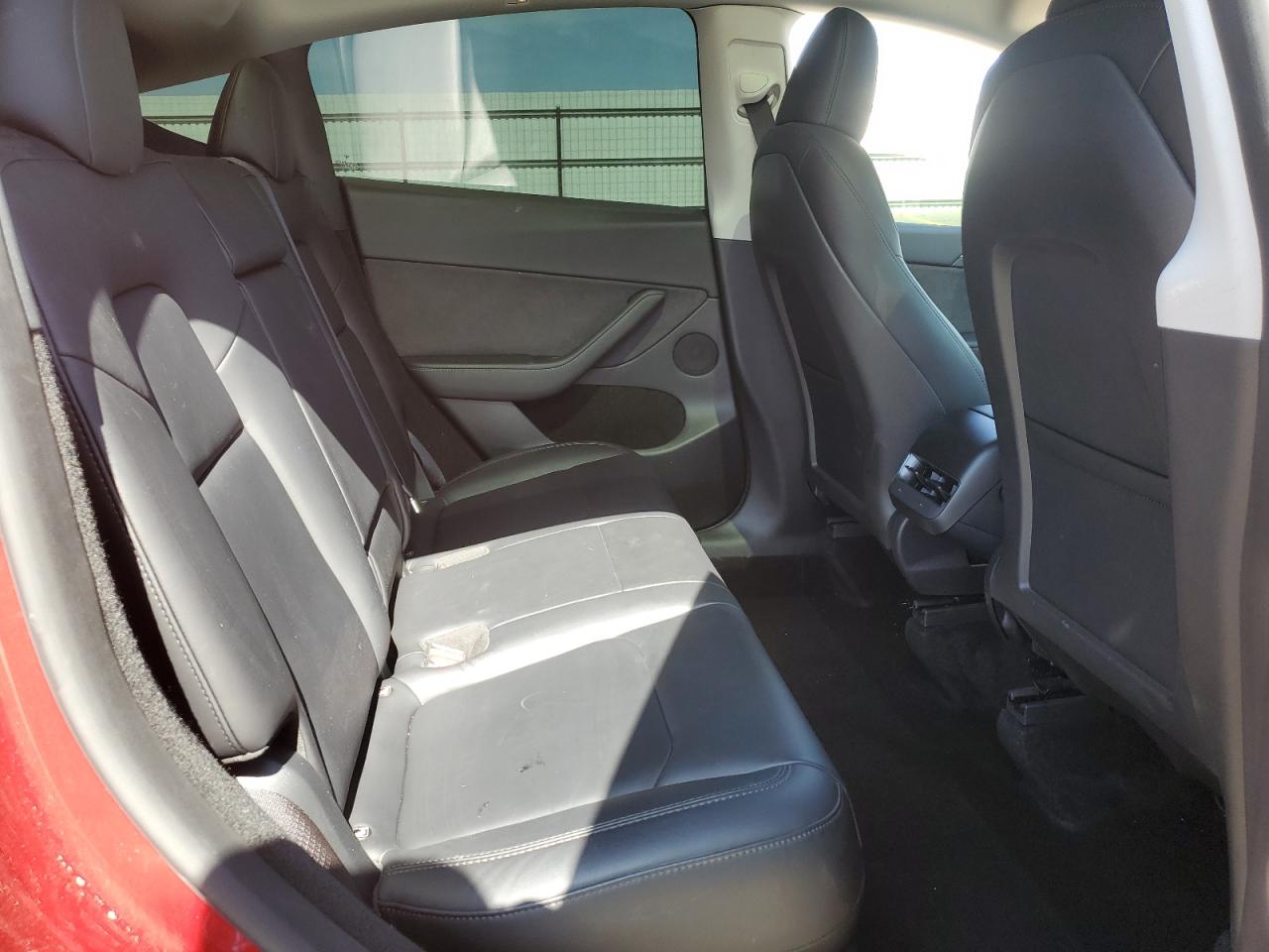 2024 Tesla Model Y VIN: 7SAYGDED1RF182312 Lot: 59100165