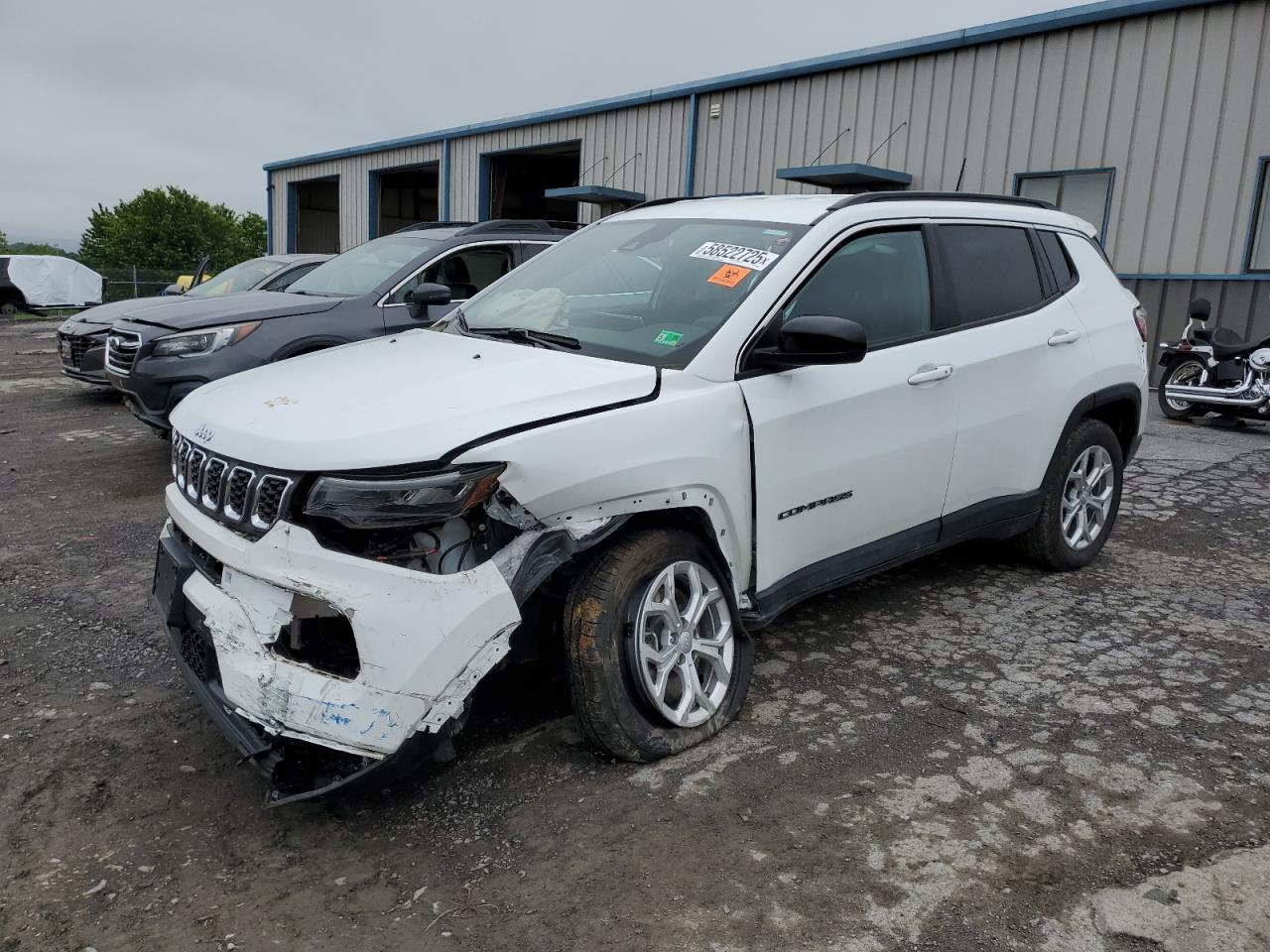 2024 Jeep Compass Latitude for Sale in Chambersburg, PA - Front End