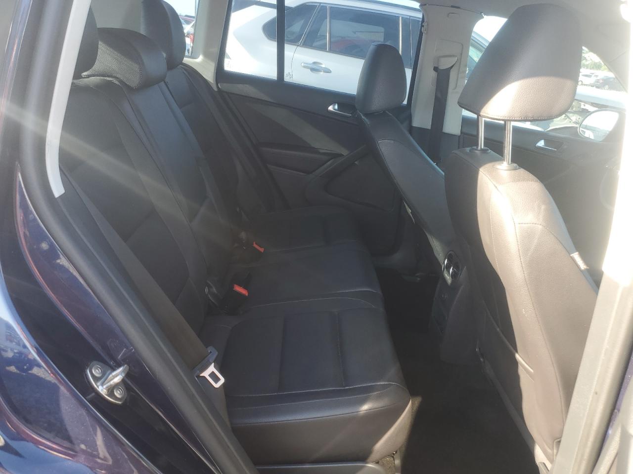 2016 Volkswagen Tiguan S VIN: WVGAV7AX5GW601255 Lot: 56793705