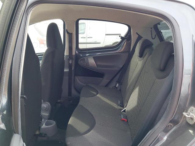2011 TOYOTA AYGO GO VV