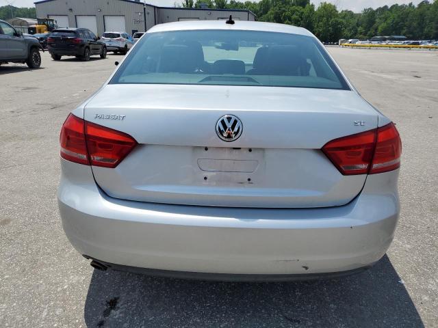  VOLKSWAGEN PASSAT 2014 Сріблястий