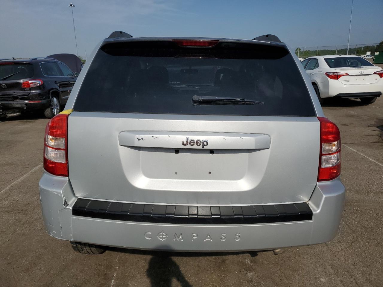 2008 Jeep Compass Sport VIN: 1J8FT47W18D759868 Lot: 56750415