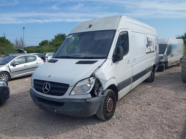 MERCEDES BENZ SPRINTER 3 2011