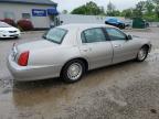 2001 Lincoln Town Car Executive en Venta en Louisville, KY - Front End