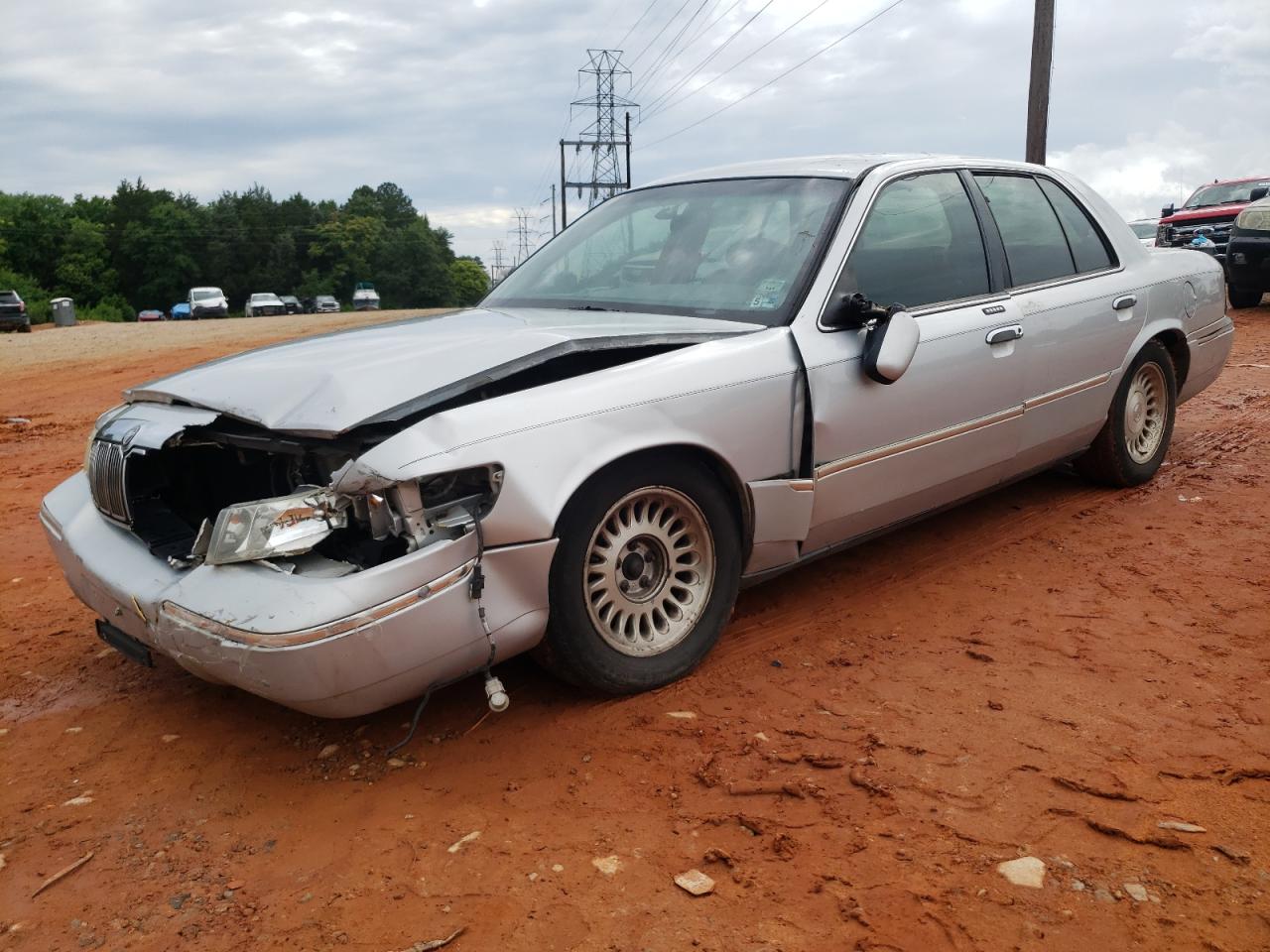 1999 Mercury Grand Marquis Ls იყიდება China Grove-ში, NC - Front End