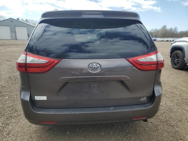 2015 TOYOTA SIENNA LE  
