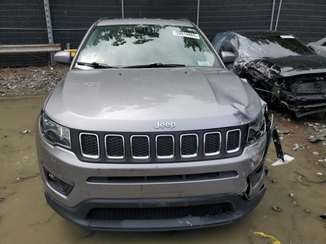  JEEP COMPASS 2018 Srebrny
