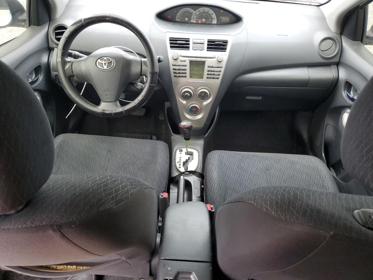 2008 Toyota Yaris VIN: JTDBT923181255306 Lot: 56950705