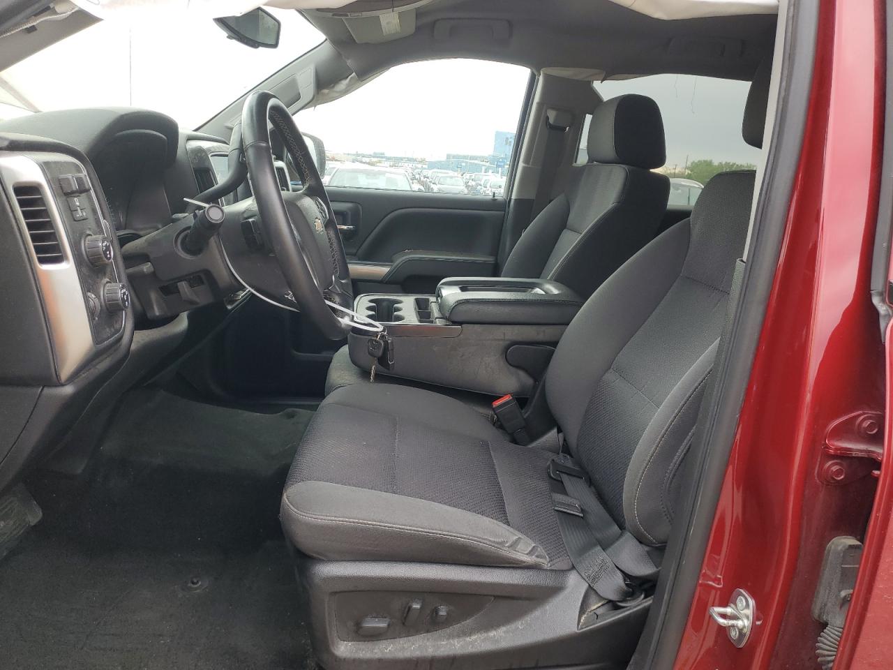 2018 Chevrolet Silverado K1500 Lt VIN: 3GCUKREC7JG412593 Lot: 55048095