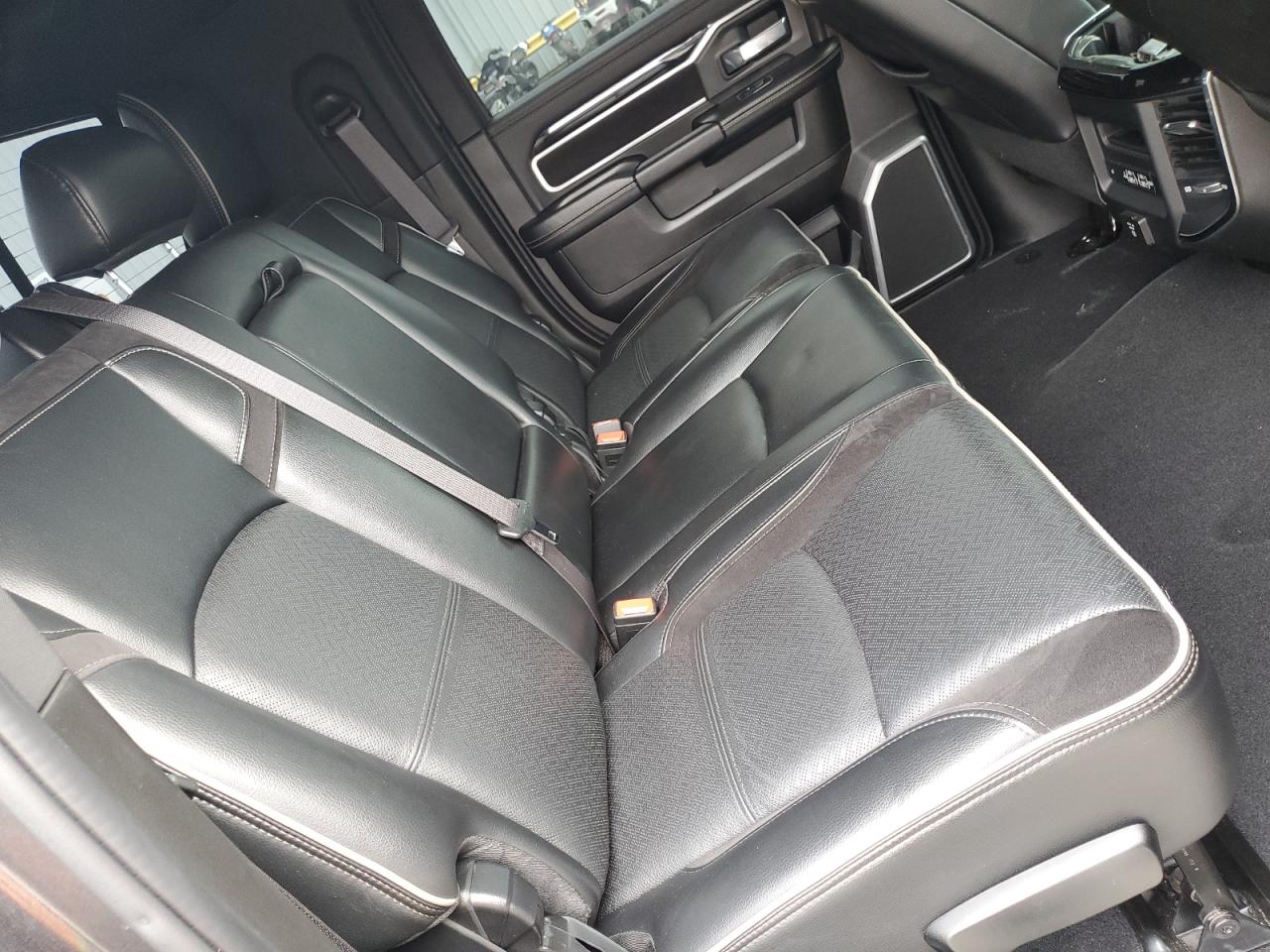 2019 Ram 2500 Laramie VIN: 3C6UR5NL1KG655006 Lot: 56926245