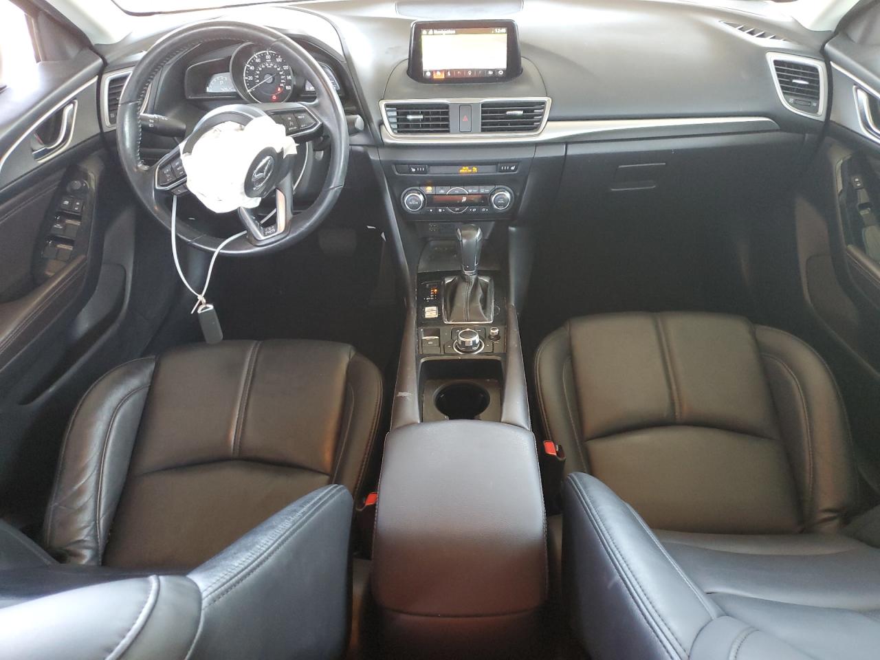 2018 Mazda 3 Touring VIN: 3MZBN1V34JM190559 Lot: 57168605