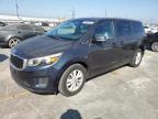 2016 Kia Sedona Lx للبيع في Sun Valley، CA - Minor Dent/Scratches