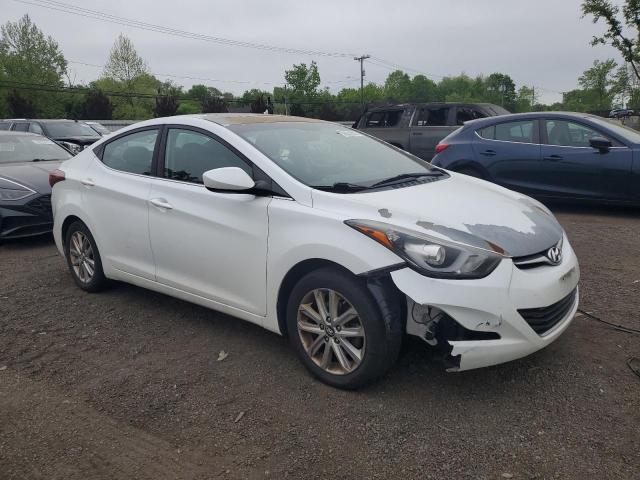  HYUNDAI ELANTRA 2015 Белый