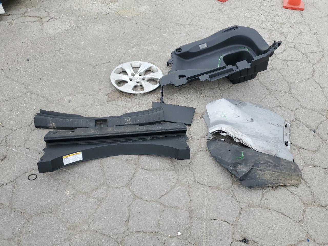 2020 Toyota Rav4 Le VIN: 2T3H1RFV6LC073463 Lot: 57141935