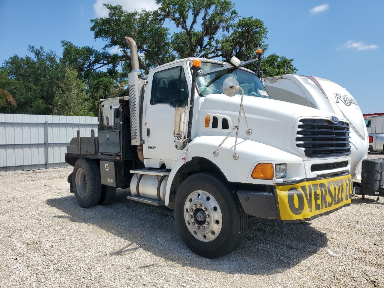 2001 Sterling L8500 Flatbed Truck for Sale in Arcadia, FL - All Over