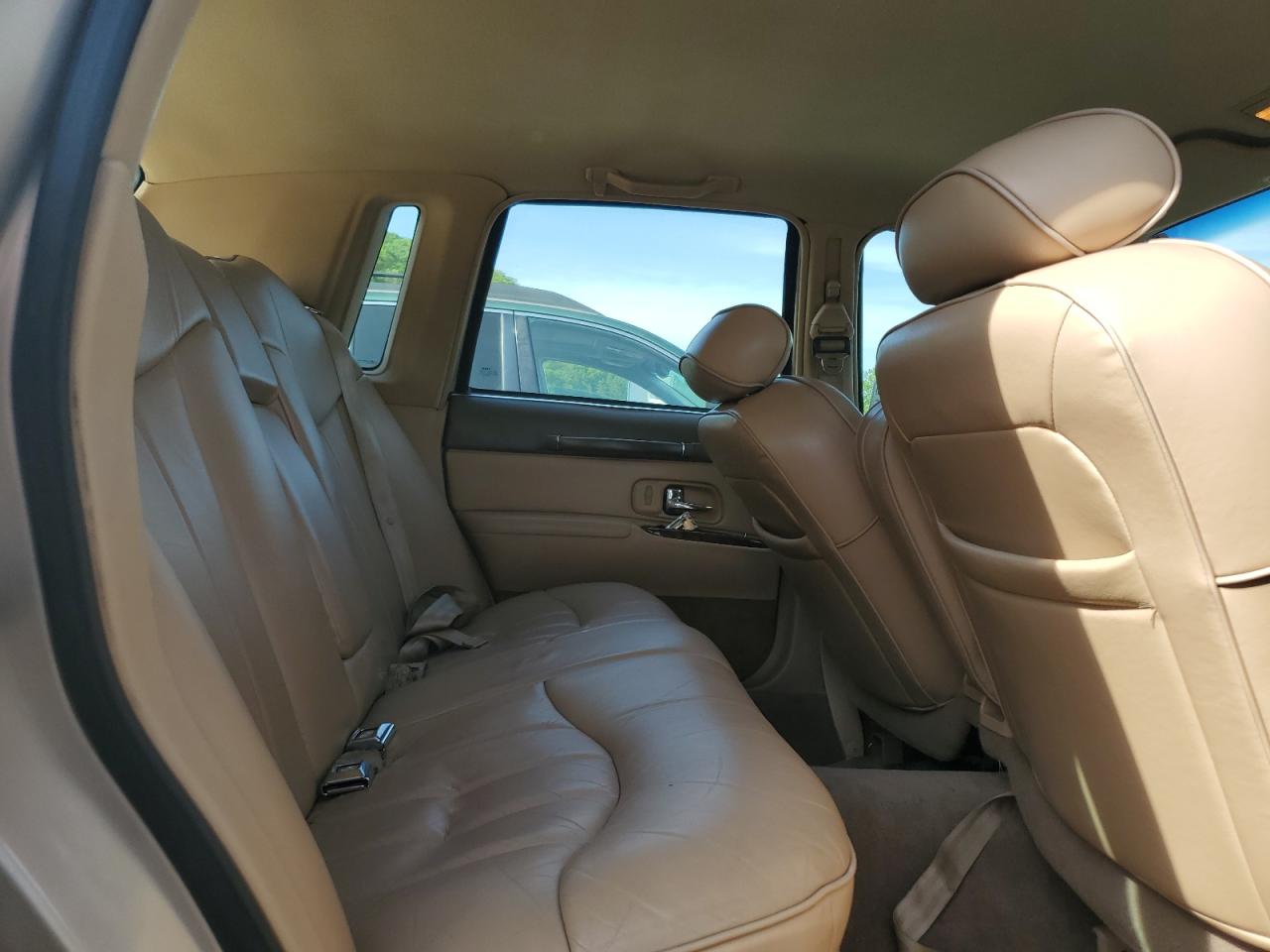 1997 Lincoln Town Car Executive VIN: 1LNLM81W7VY737737 Lot: 56588955
