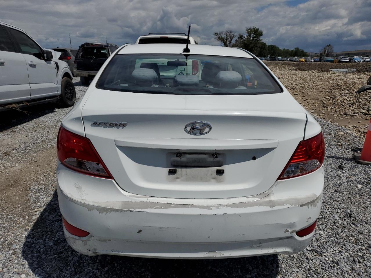 2015 Hyundai Accent Gls VIN: KMHCT4AE1FU908928 Lot: 56795715