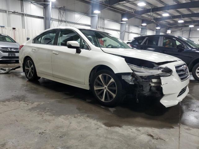  SUBARU LEGACY 2015 Белы