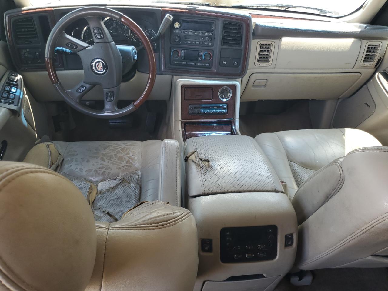 2005 Cadillac Escalade Luxury VIN: 1GYEK63N55R212898 Lot: 54323405