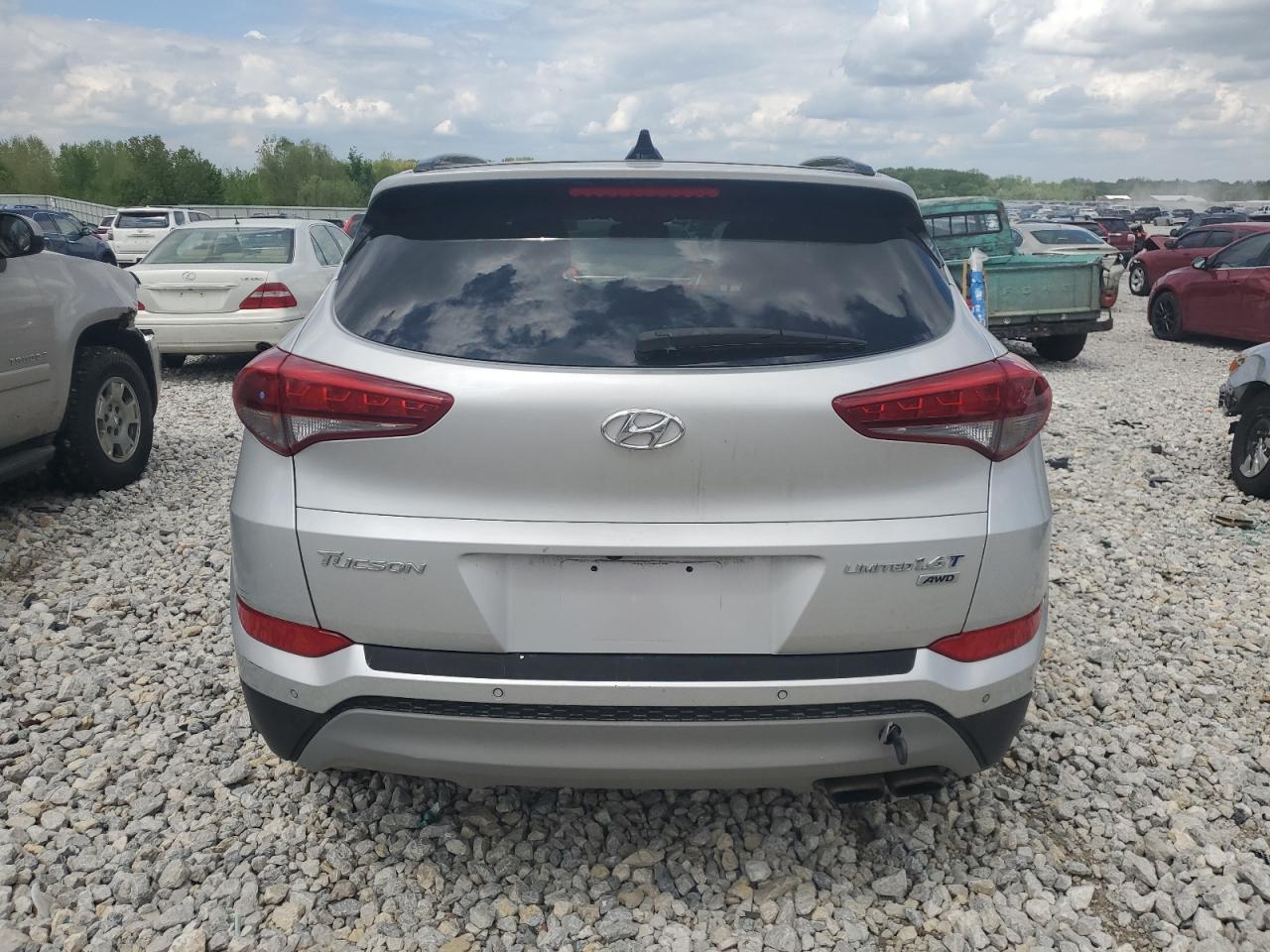 2018 Hyundai Tucson Value VIN: KM8J3CA25JU622743 Lot: 56660645