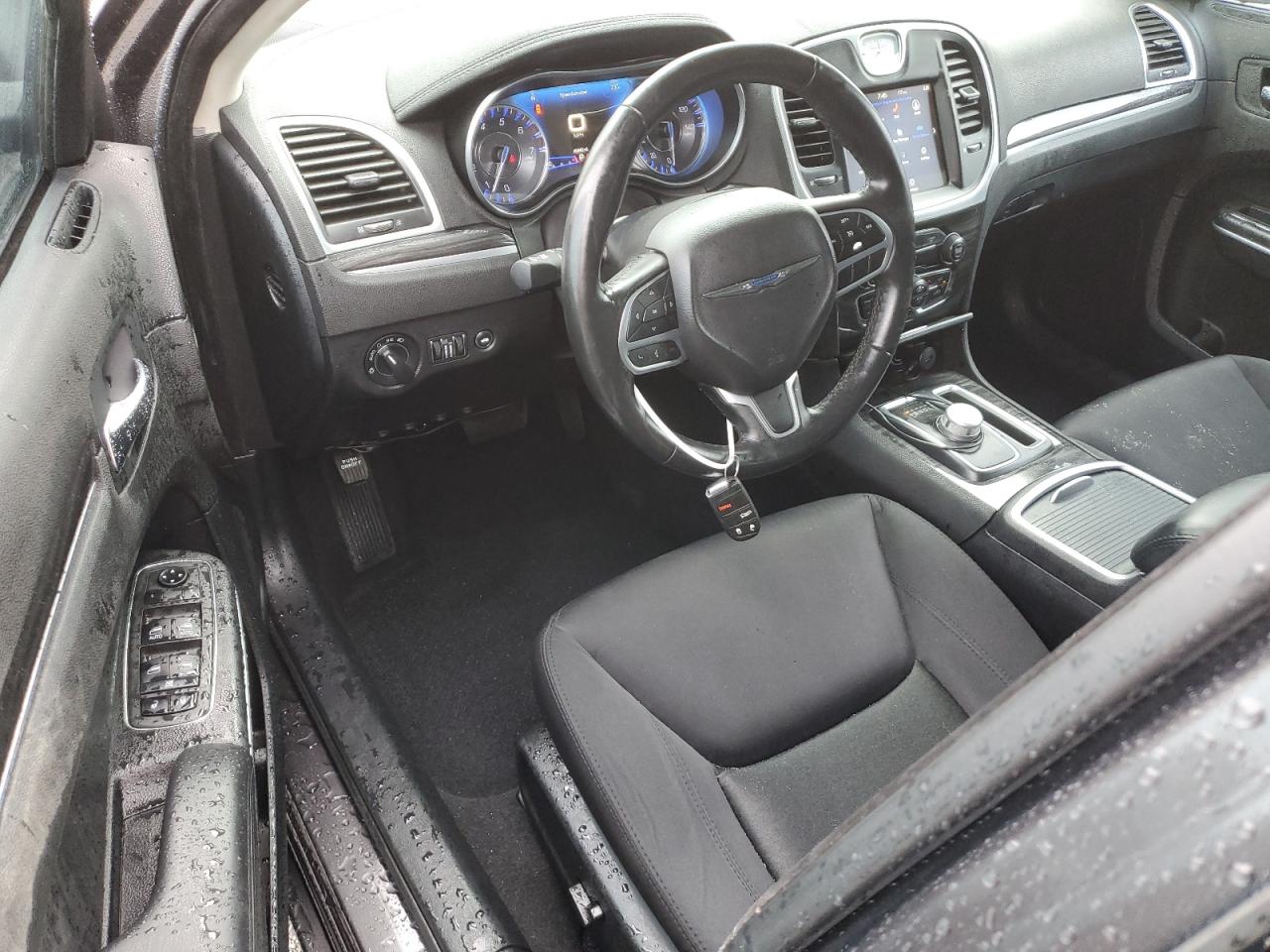 2022 Chrysler 300 Touring VIN: 2C3CCAAG3NH111929 Lot: 58708155