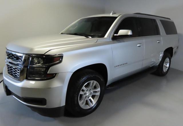  CHEVROLET SUBURBAN 2018 Srebrny
