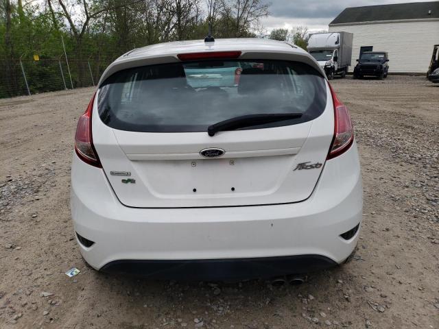 Hatchbacks FORD FIESTA 2015 Biały