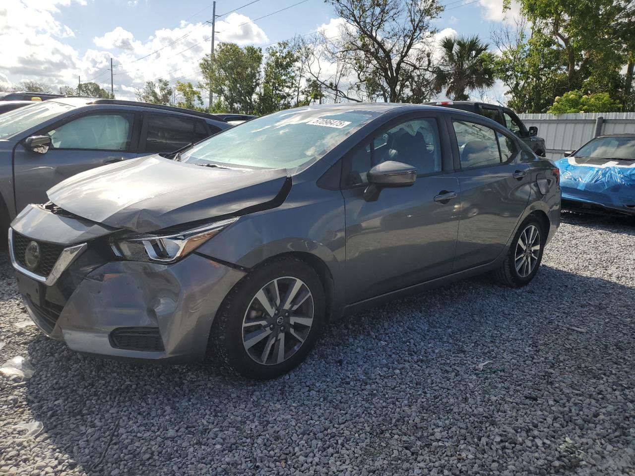 2020 Nissan Versa Sv продається в Riverview, FL - Front End