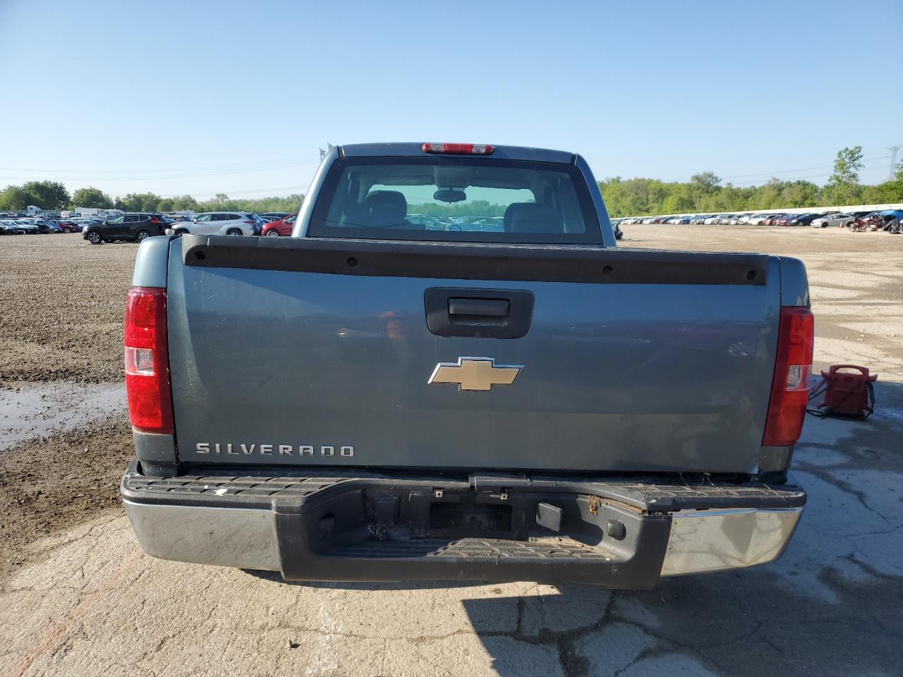 2008 Chevrolet Silverado C1500 VIN: 2GCEC19C381310000 Lot: 56952645