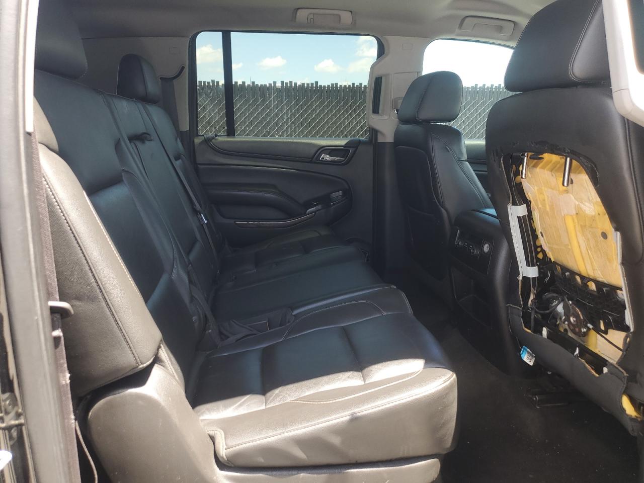 2015 Chevrolet Suburban K1500 Lt VIN: 1GNSKJKC3FR566004 Lot: 56903565