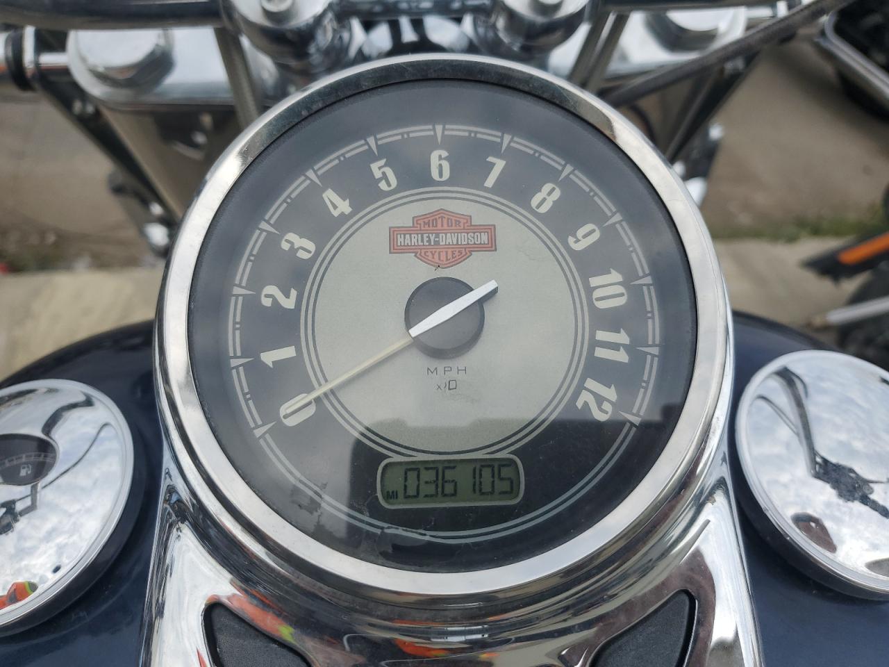 2013 Harley-Davidson Flstc Heritage Softail Classic VIN: 1HD1BWV13DB050936 Lot: 53347915