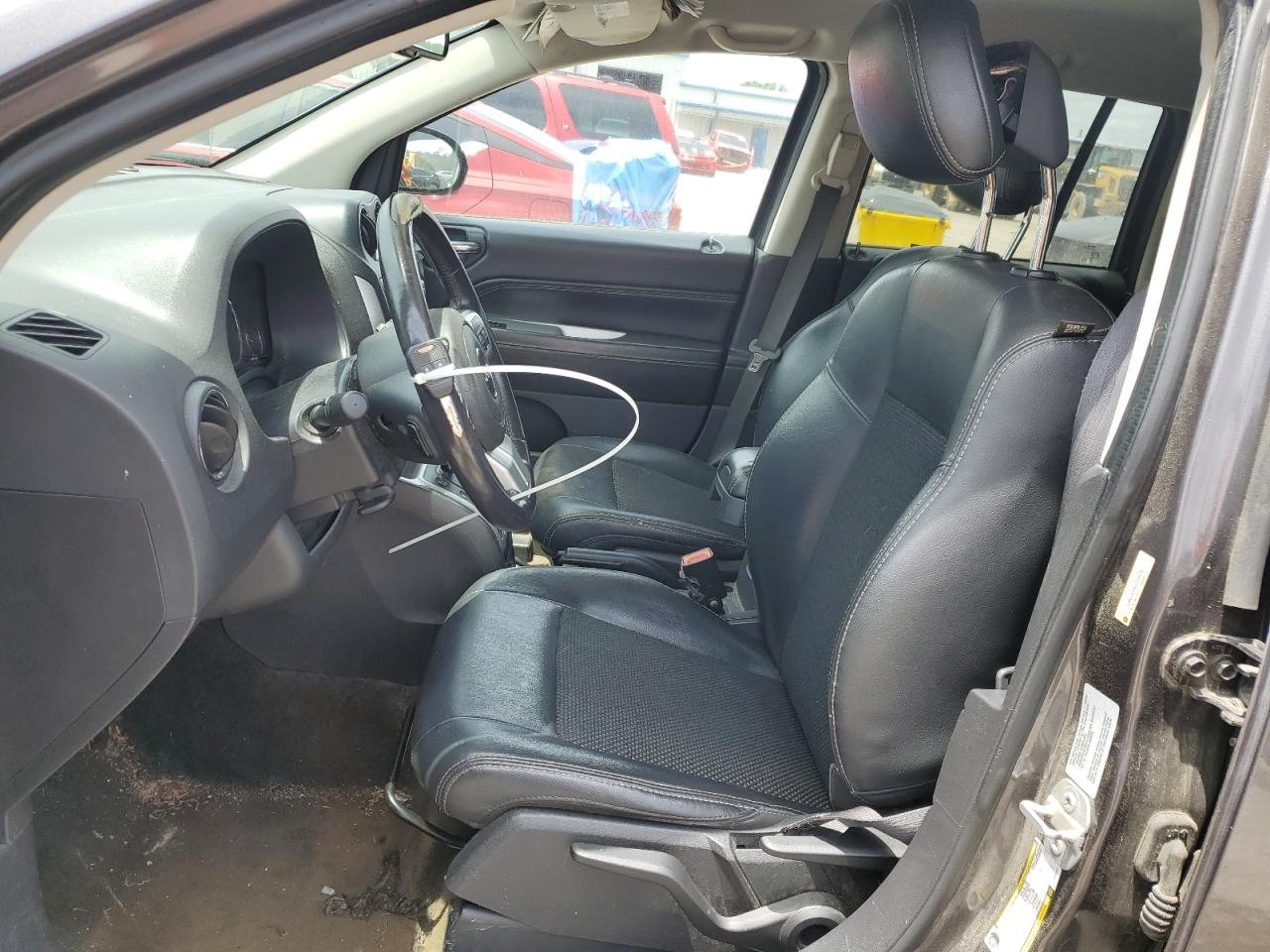 2016 Jeep Compass Latitude VIN: 1C4NJDEBXGD594300 Lot: 56431565